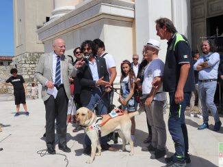 Fotogallery "Due occhi per chi non vede" donazione cani guida non vedenti giugno 2019