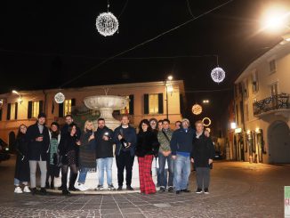 Fotogallery "Natale in via Roma... accediamo il centro novembre 2019"