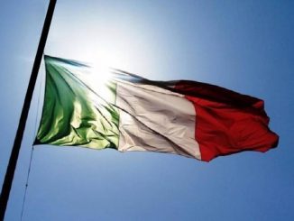 Bandiera Italia mezzasta